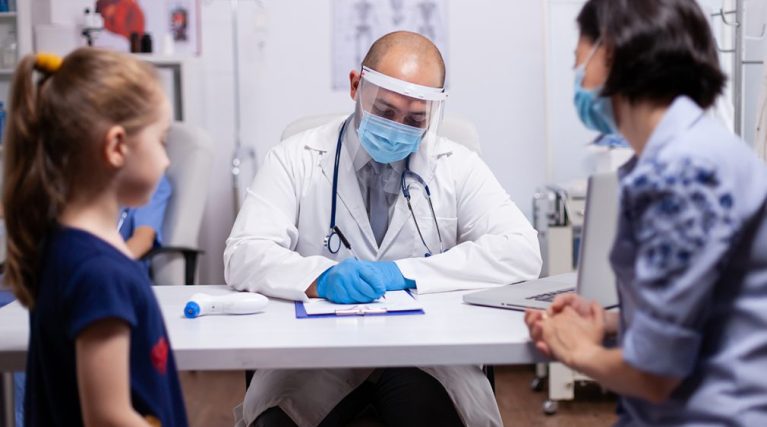 pediatrician-doctor-slmc-1010x615